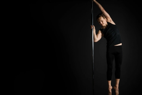 Pole dancing
