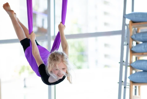 Aerial acrobatics classes for children